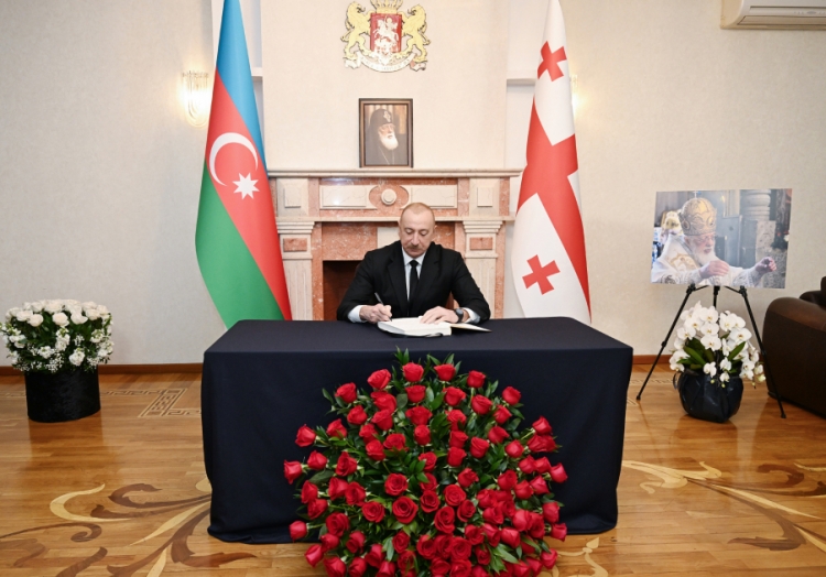 İlham Əliyev Gürcüstanın Azərbaycandakı səfirliyində olub -