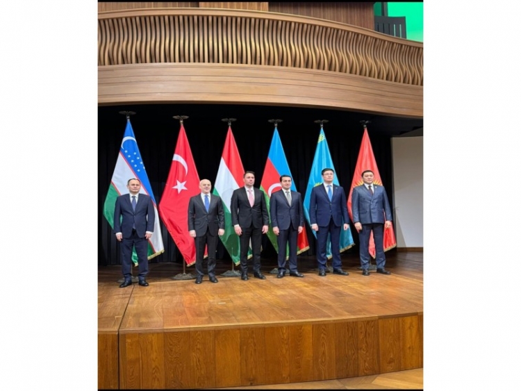 Hikmət Hacıyev TDT liderlərinin diplomatik köməkçilərinin toplantısında iştirak edib