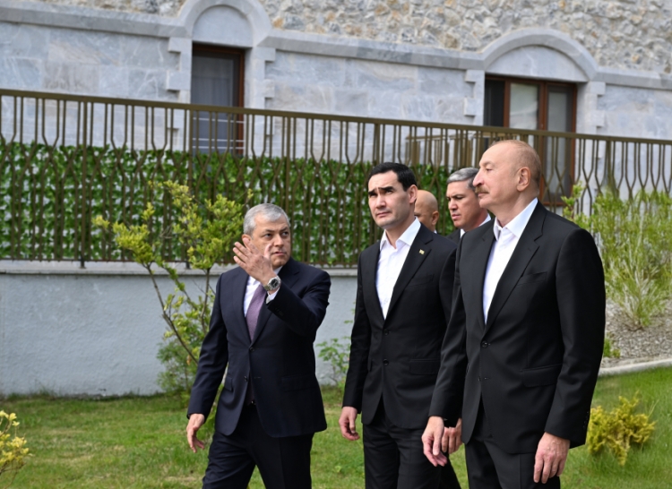 Prezidentlər Şuşada -